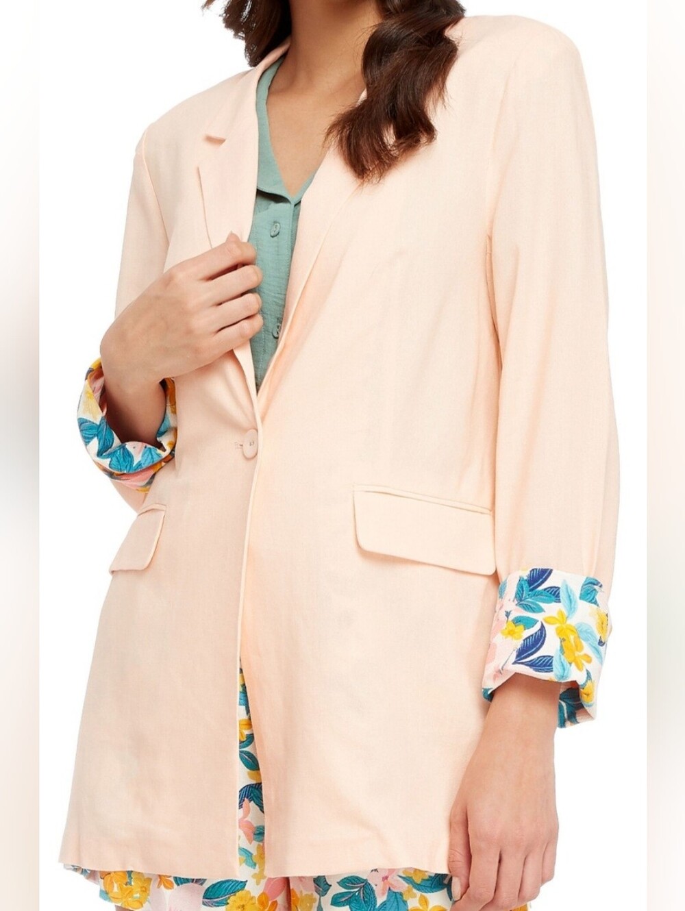 BCBGeneration Boyfriend Blazer Rayon Blend Peach Floral Tropical Cuffs Size XL